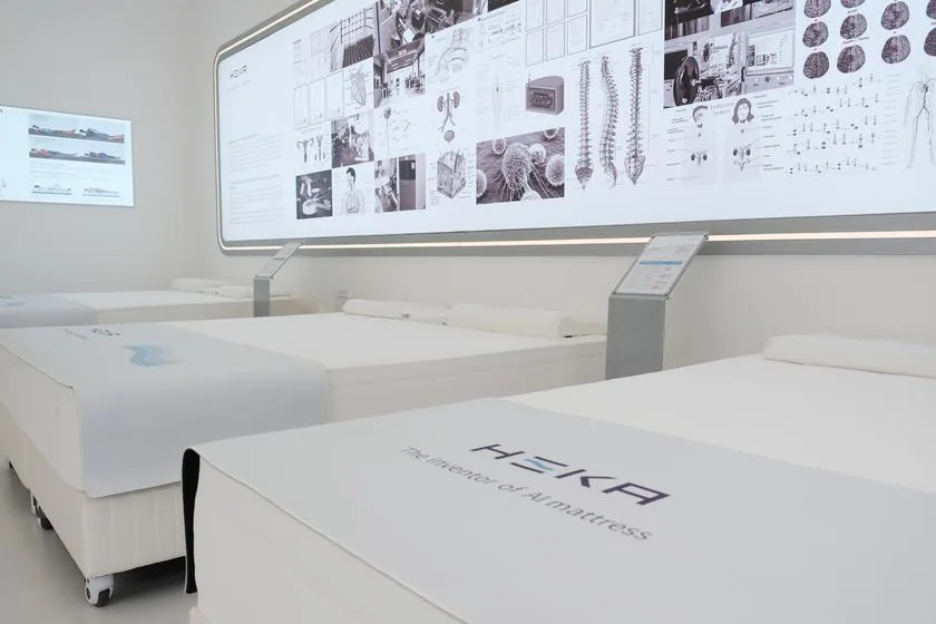 Nệm AI HEKA trong khu trải nghiệm tại Experience Center